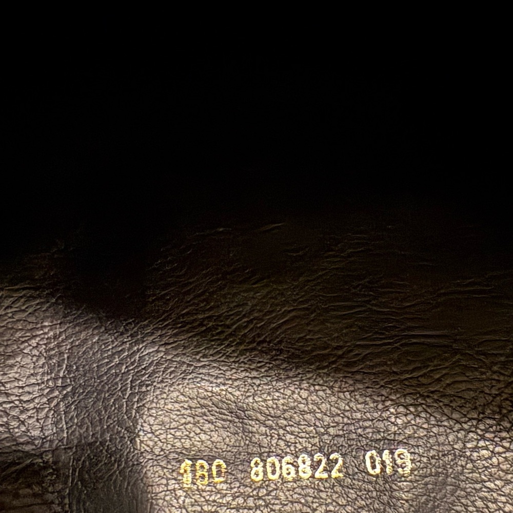 Vintage Fendi Embossed Black Leather Bag comes with COA - Picture 13 of 14